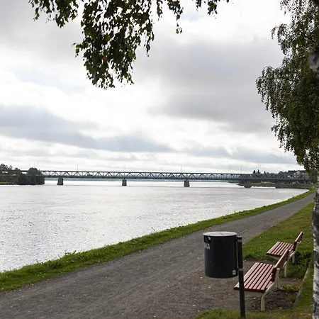 Riverside By Booklapland *