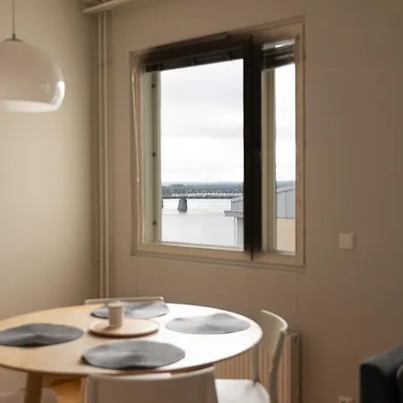 公寓 Riverside By Booklapland